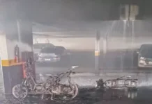Motocicletas pegam fogo dentro de garagem em condomínio de Santos