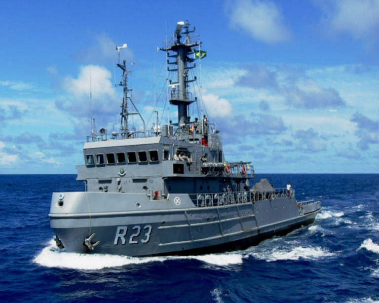 Navio da Marinha do Brasil abre visitação gratuita no Porto de Cabedelo neste sábado (16)