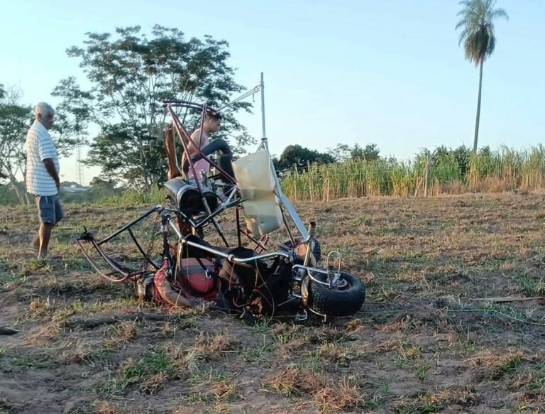 Homem de 54 anos morre após queda de paramotor