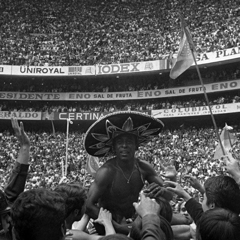Pelé e sua ligação eterna com a Cidade de Santos