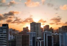 Temperatura máxima deve chegar aos 24°C neste domingo (31) em São Paulo