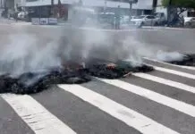 “Queremos trabalhar”: protesto de ambulantes bloqueia avenida em João Pessoa