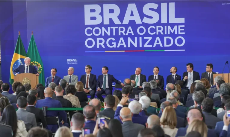 Governo federal lança programa bilionário de combate ao crime organizado