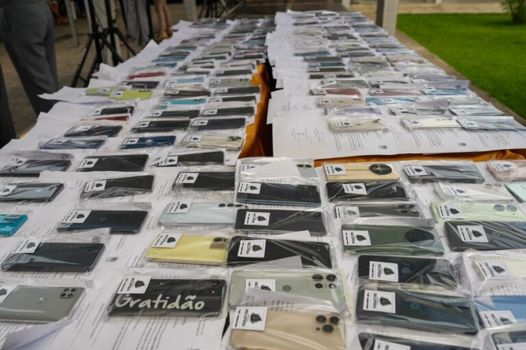 Mais 400 celulares roubados ou furtados são devolvidos a proprietários na Paraíba