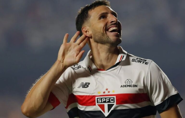 São Paulo enfrenta o O’Higgins em duelo direto pela liderança da Sul-Americana