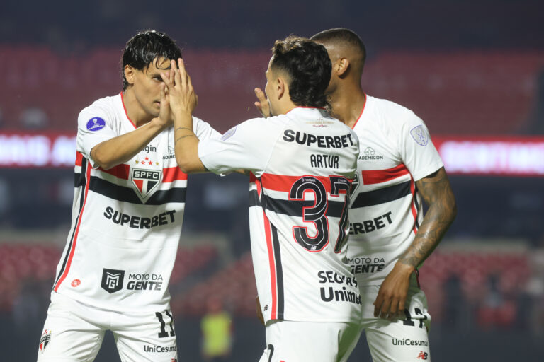 São Paulo vence na última rodada da Sul-Americana