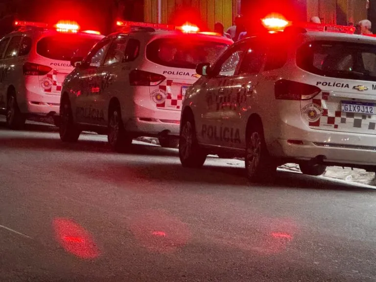 Corpo é encontrado em carro carbonizado em estrada entre Itatiba e Valinhos