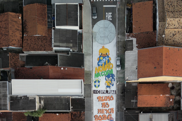 Prefeitura de São José transmite jogo do Brasil em telão na Praça Afonso Pena nesta segunda (29)