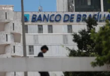 Câmara do DF aprova projeto que remodela plano para salvar BRB após rombo com Master
