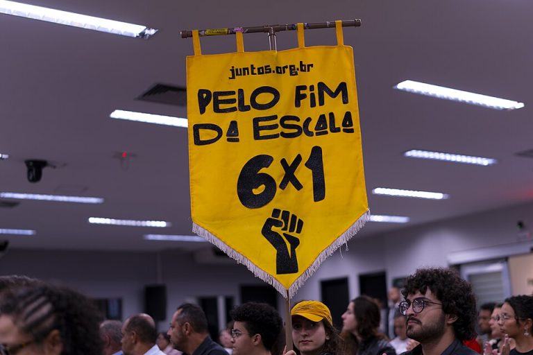 Serviços públicos já estimam impacto do fim da escala 6×1, e tarifa de ônibus pode subir até 8%