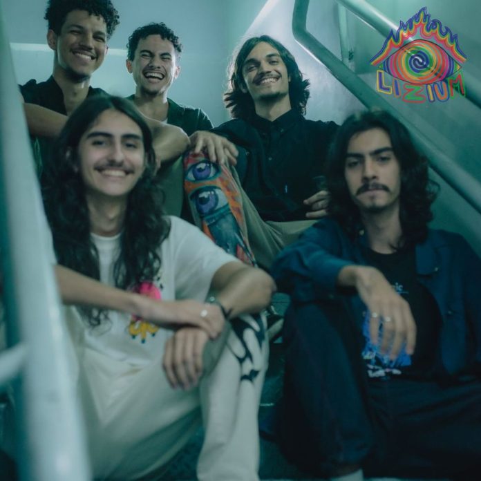 A Lizium nasceu em 2002 e apresenta ao público uma identidade construída a partir de diferentes referências musicais - Crédito Divulgação