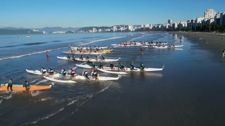 Como a canoa havaiana chegou ao Brasil por Santos