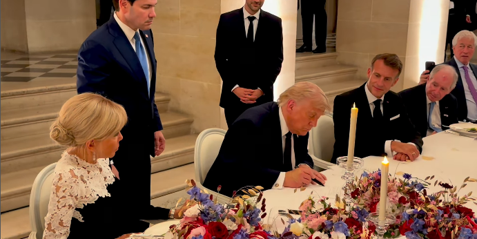 Irã e Estados Unidos assinam acordo de paz, e medidas já estão em vigor