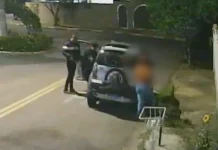 Dupla armada rende mãe com filho no colo e tenta roubar carro em Valinhos
