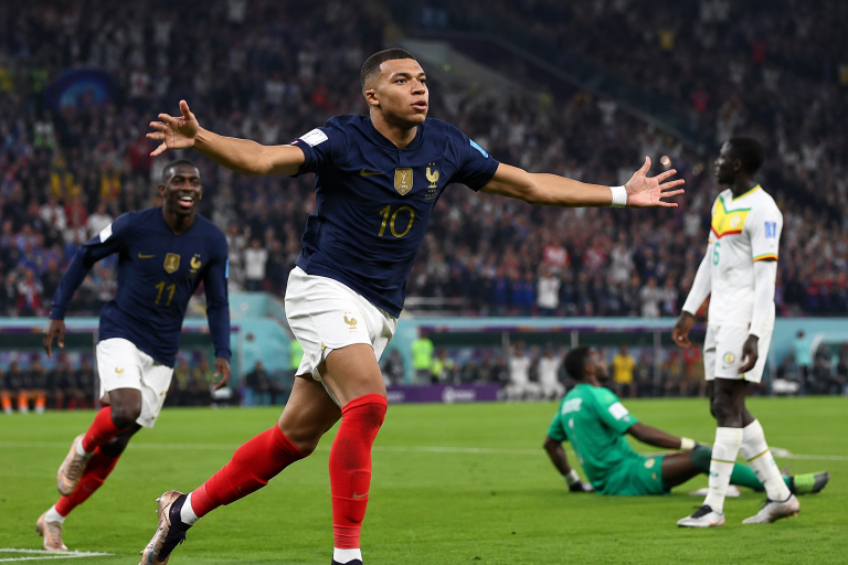 França supera Senegal por 3 a 1 e larga na frente no Grupo I da Copa do Mundo