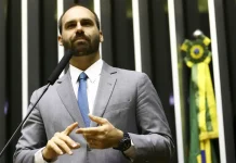 Eduardo Bolsonaro diz que julgamento do STF é ‘sem pé nem cabeça’ e visa tirá-lo das eleições
