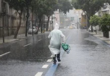 Frente fria avança e provoca alerta para chuvas intensas em três regiões do país