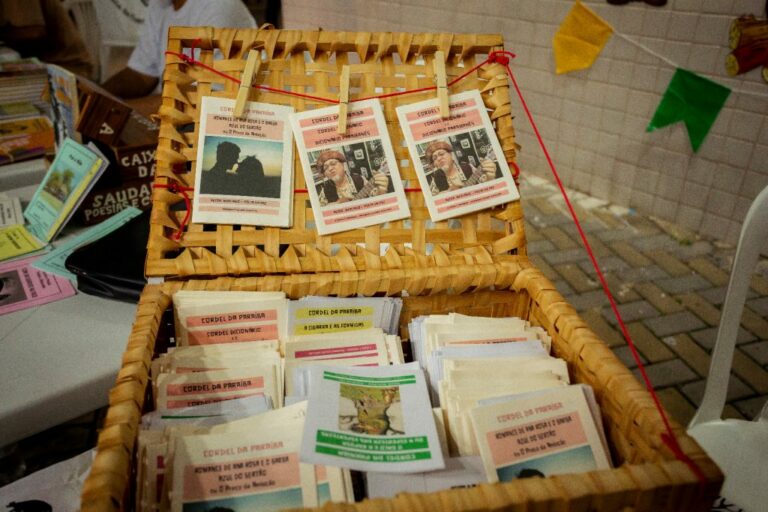 Feira de Cordel movimenta o Busto de Tamandaré, em João Pessoa, neste sábado (6)