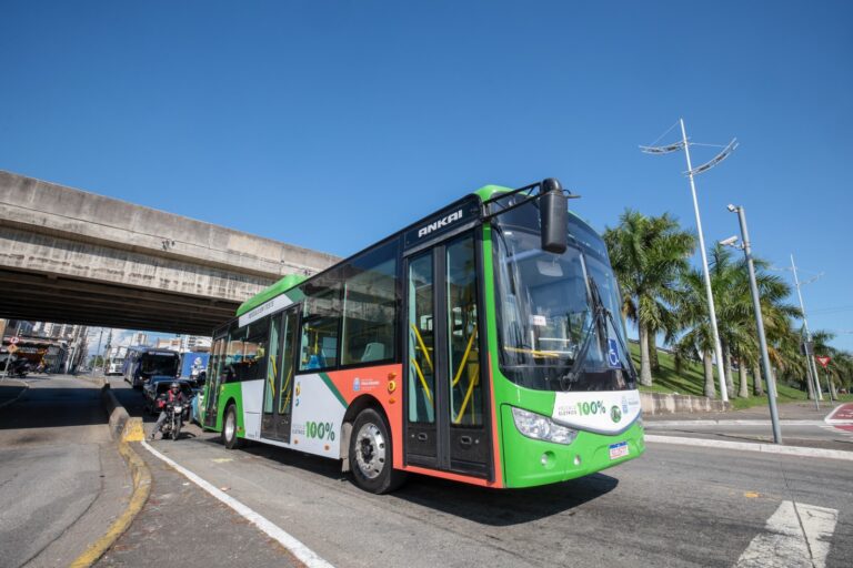 Praia Grande realiza testes com ônibus 100% elétricos nas linhas municipais