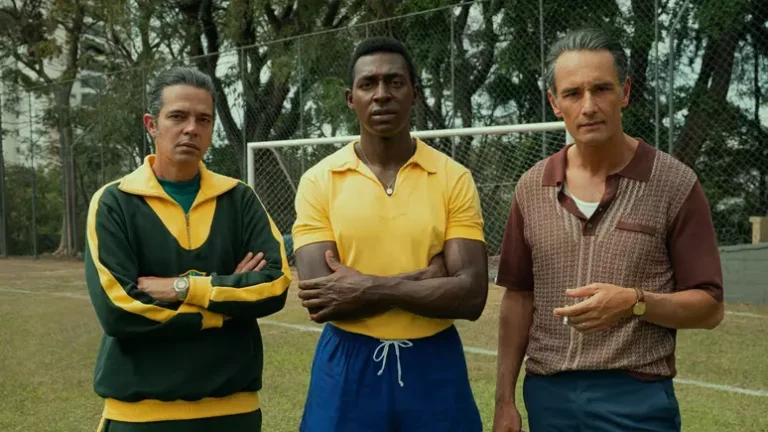 Ator que viveu Pelé espera que a série “faça as pessoas sentirem amor pela nossa seleção e pelo nosso país”