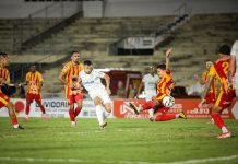 Serra Branca vence o Juazeirense no Amigão e sai na frente no mata-mata da Série D