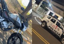 Homem tem moto roubada por criminosos armados ao chegar em condomínio