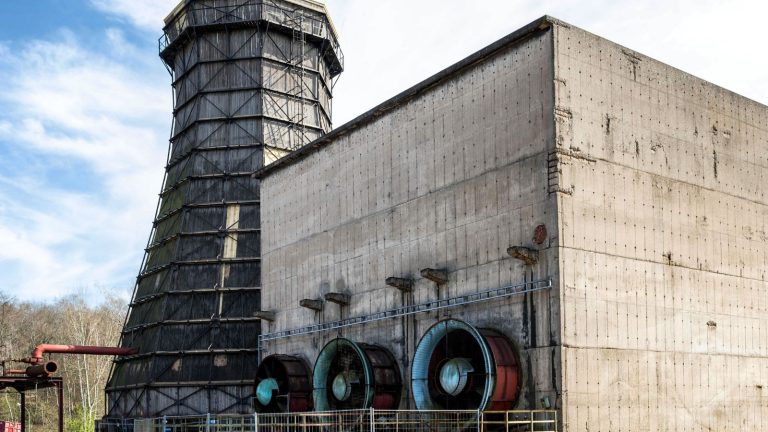 EUA e Irã brigam por inspeção nuclear, e Teerã diz que controlará Hormuz em acordo