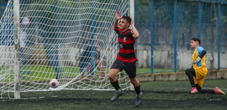 Futebol masculino de Praia Grande inicia os Jogos Regionais com vitória