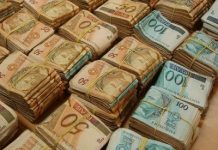 PF encontra comprovante de R$ 7 mi na casa de bicheiro contratado por Vorcaro no RJ
