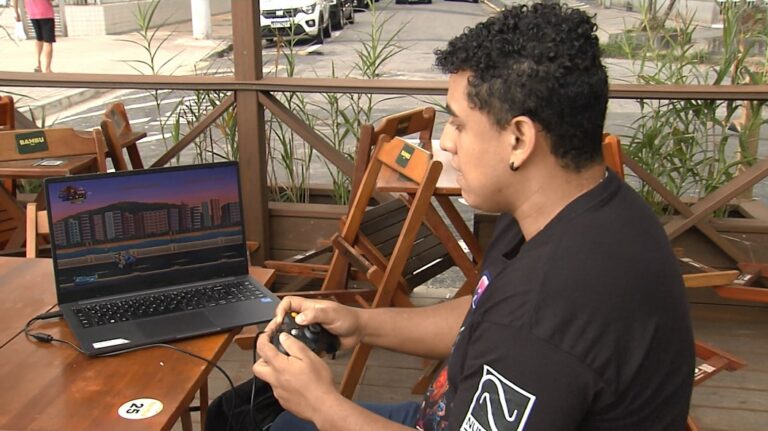 Morador de São Vicente lança jogo em plataforma na internet