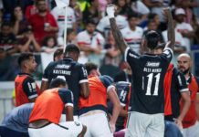 Com gol nos acréscimos, Remo vence São Paulo pelo Brasileirão