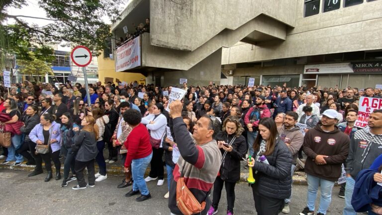 Greve dos servidores municipais de Taubaté começa nesta terça (2) e pode afetar serviços públicos