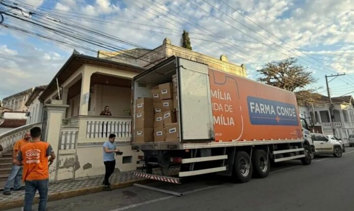 Campanha do Agasalho da Farma Conde já arrecada mais de 20 toneladas de doações; veja como doar Campanha do Agasalho da Farma Conde já arrecada mais de 20 toneladas de doações; veja como doar