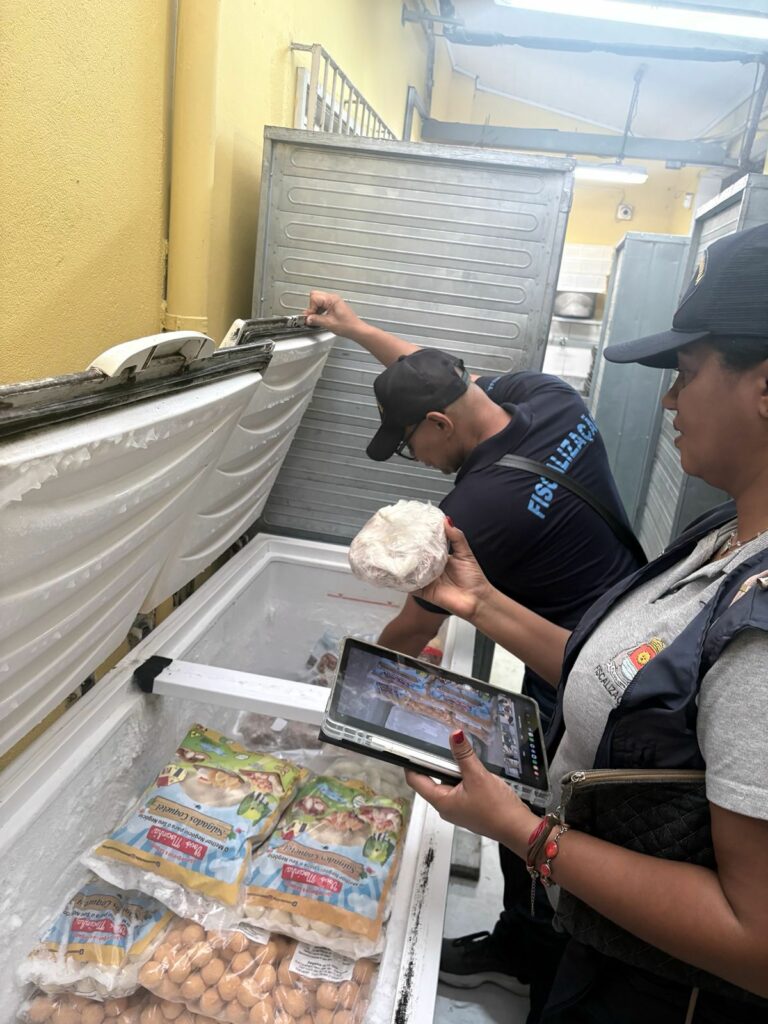 Vigilância Sanitária de Guarujá vistoria 22 padarias e emite 164 autos