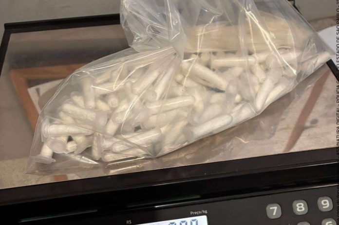 Homem é preso com mais de 550 porções de drogas em Caçapava