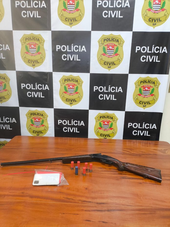Operação contra o tráfico de drogas prende três pessoas e cumpre 16 mandados no Litoral Norte Operação contra o tráfico de drogas prende três pessoas e cumpre 16 mandados no Litoral Norte