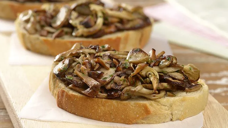 ThaComTudo: Confira uma receita deliciosa de Bruschetta de Cogumelos Frescos!