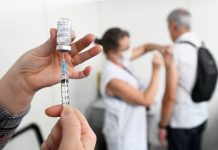 Saúde de Campinas oferece vacinação contra gripe e outras doenças em supermercados e shopping no fim de semana