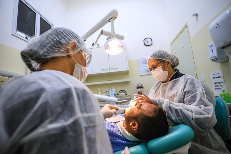Prefeitura leva atendimento odontológico de urgência para todas as UPAs