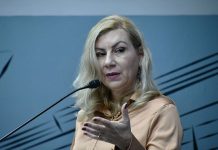 Palestra sobre autismo por R$ 7 mil gera polêmica na sabatina da secretária de Educação