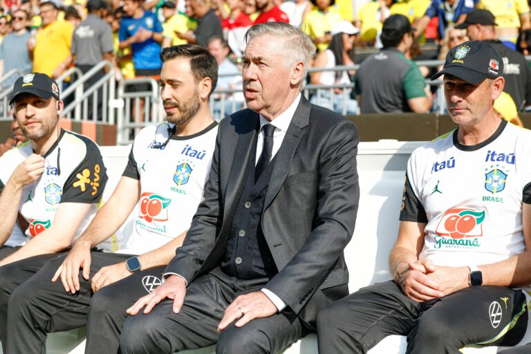 Seleção encerra preparação para estreia com último treino em Nova Jersey