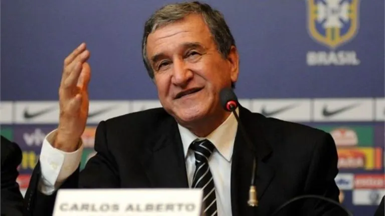 Parreira continua na UTI com insuficiência respiratória e leve melhora
