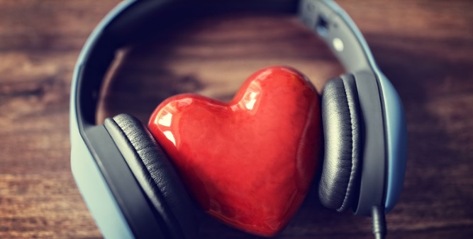 Dez canções de amor da MPB para ouvir no Dia dos Namorados