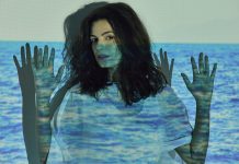 Emanuelle Araújo apresenta 1ºshow do álbum “Corra para o Mar” em SP