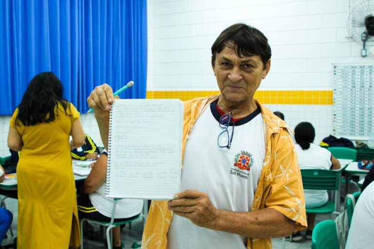 São Vicente é premiada com Medalha Paulo Freire do MEC