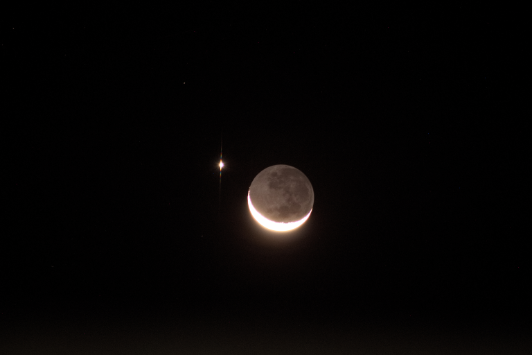 Planetas voltam a se alinhar com a Lua na noite desta quinta-feira; confira