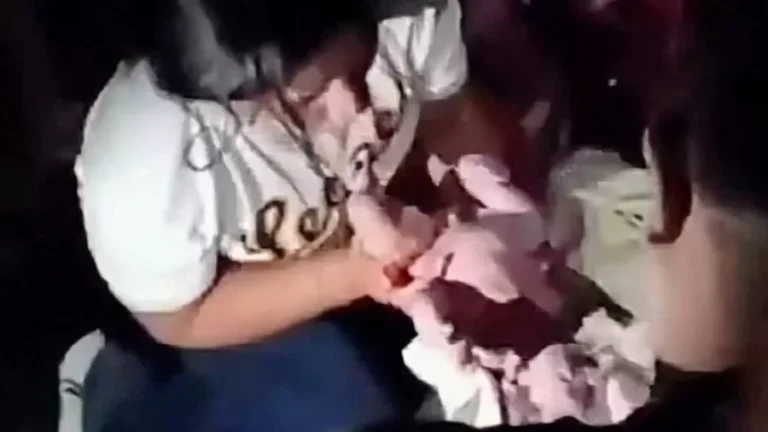 VÍDEO: Mulher dá à luz em meio a escombros após terremotos na Venezuela