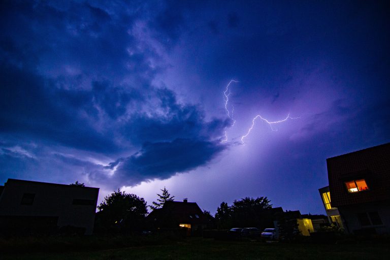 Região que abriga Argentina e Inglaterra na Copa recebe alerta de tornado