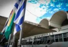 Jogo do Brasil altera horário de expediente nas Prefeituras da região