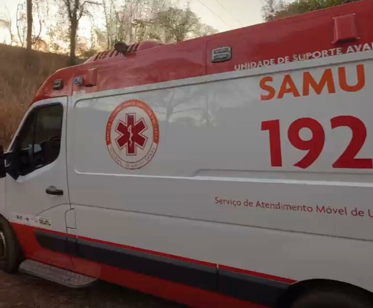 Homem é encontrado morto com múltiplas perfurações em chácara